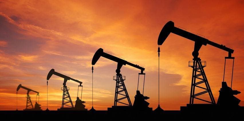 Le pétrole recule face au risque de surplus mondial