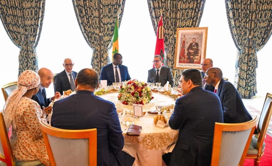 SM le Roi honore le Premier ministre sénégalais