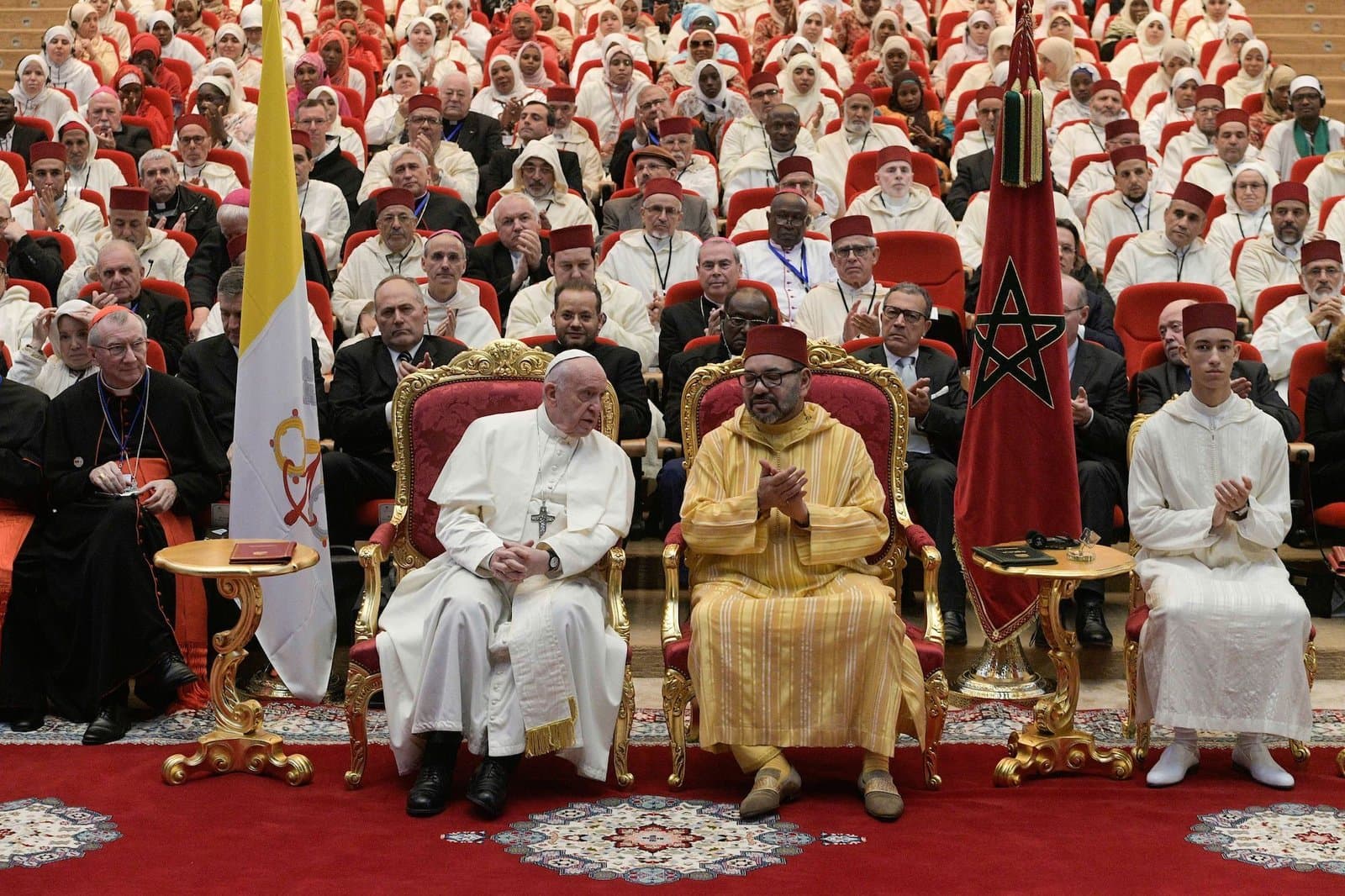 SM le Roi, Amir Al-Mouminine, félicite le Pape François à l’occasion du neuvième anniversaire de son investiture à la mission papale