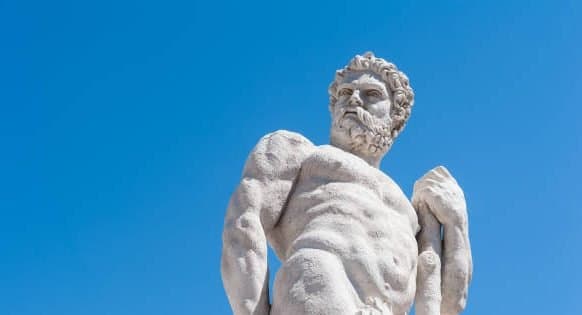 Grèce : découverte de restes d'une statue d'Hercule datant d'il y a 2 000 ans