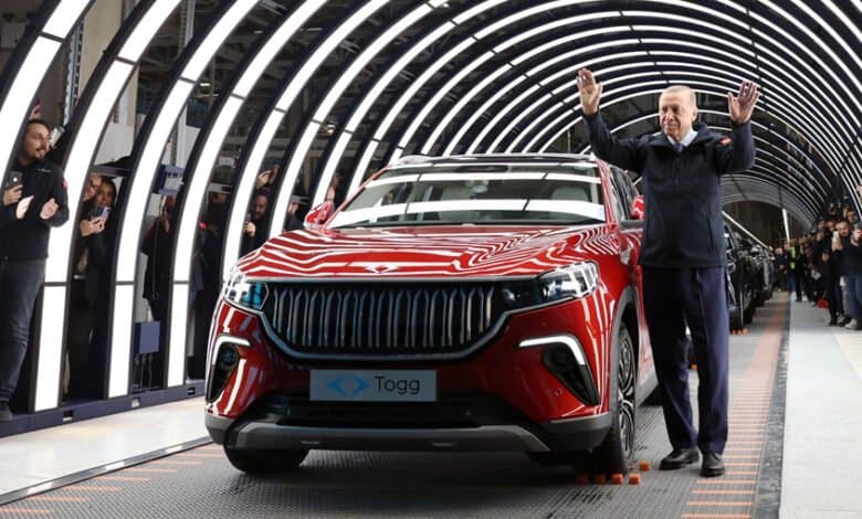 La Turquie en tête de la révolution des voitures électriques : la société TOGG vise à produire un million de voitures d'ici 2030