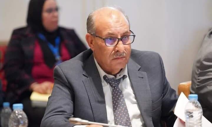 Mohamed Hamani appelle le ministre de l'Industrie traditionnelle à créer une zone industrielle pour les artisans dans la province de Larache