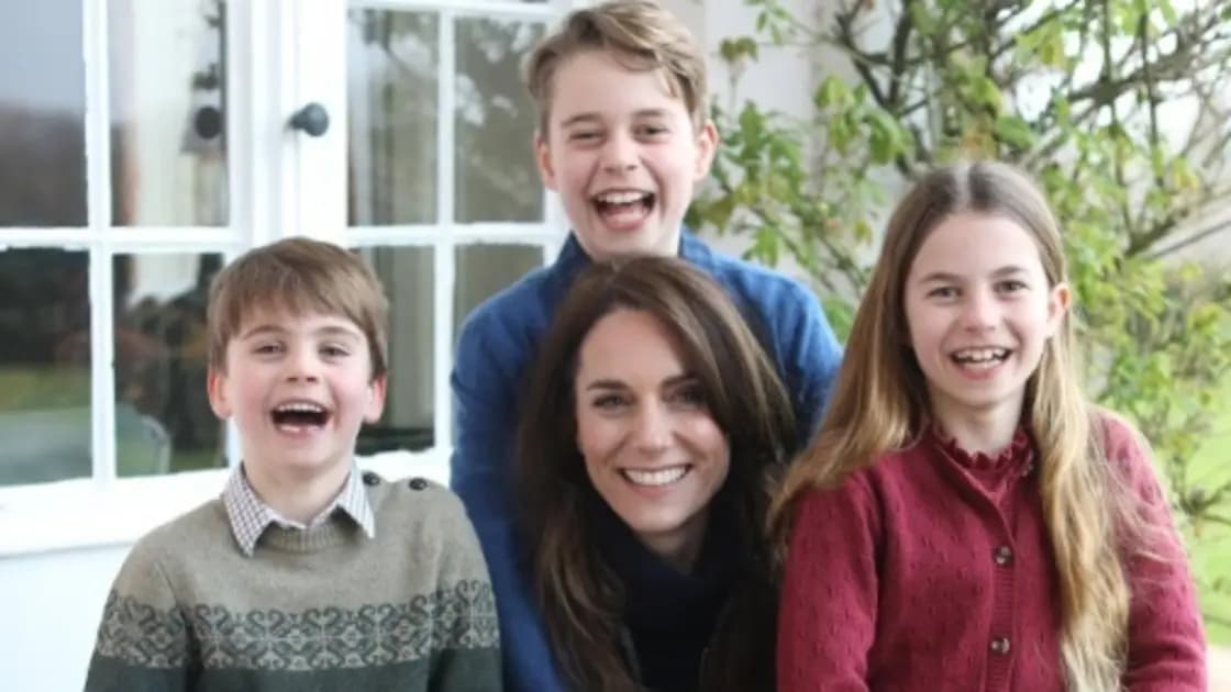 Kate Middleton Présente des Excuses Publiques suite à la Polémique Autour de sa Photo Retouchée