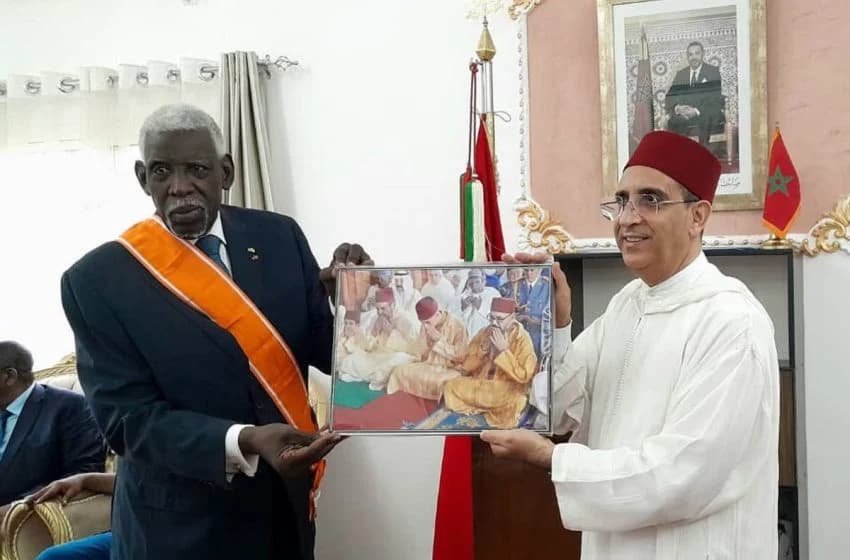 L'ancien ambassadeur du Tchad décoré du Grand Cordon du Wissam Al Alaoui