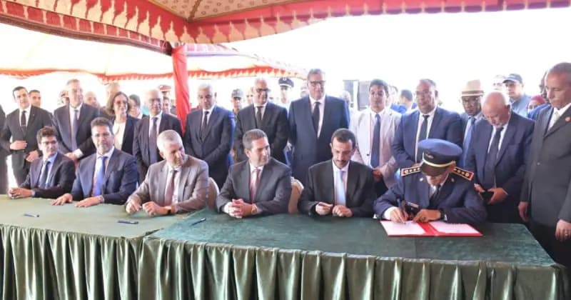 Signature de Conventions de Développement à Akka : Aziz Akhannouch Supervise des Projets Stratégiques pour Tata