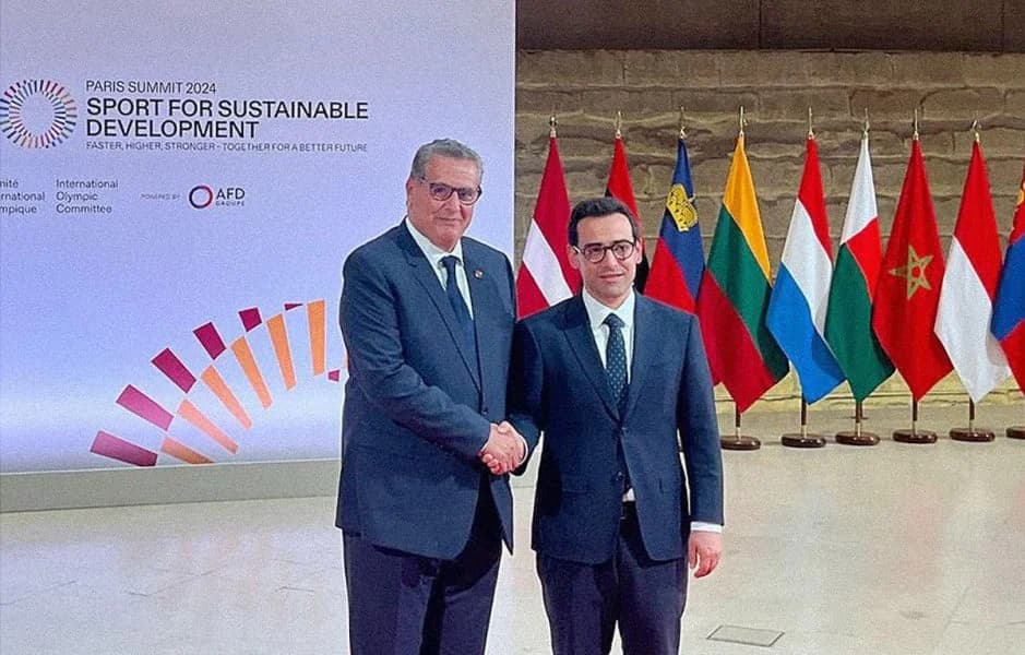 Aziz Akhannouch participe au sommet "Sport et Développement durable" à Paris