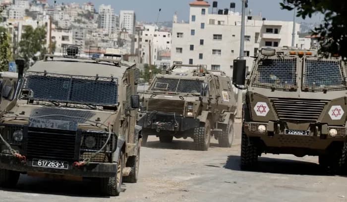 Les journaux internationaux couvrent l'opération militaire israélienne en Cisjordanie