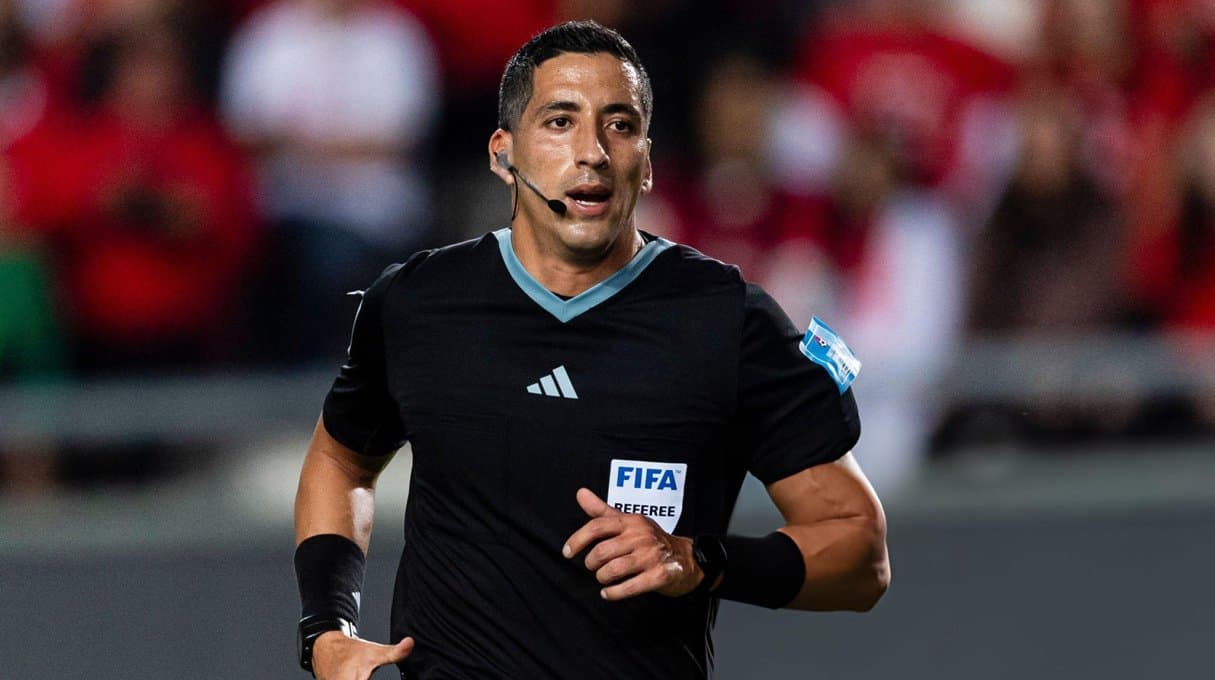 Un arbitre argentin dirige le quart de finale entre le Maroc et les États-Unis aux Jeux Olympiques