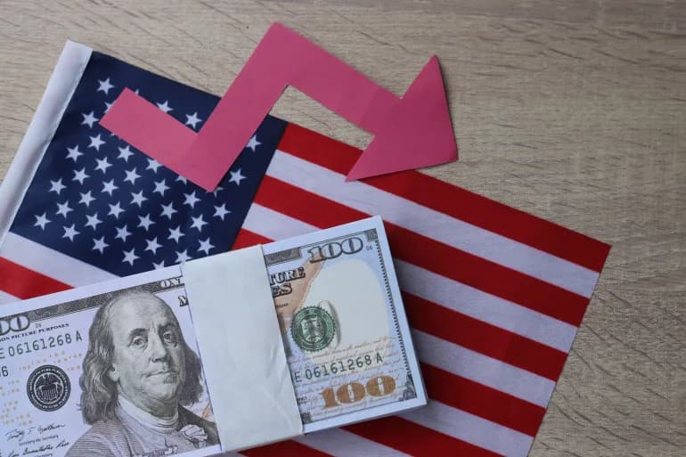 Aux États-Unis, l’emploi est en deçà des attentes et le chômage augmente