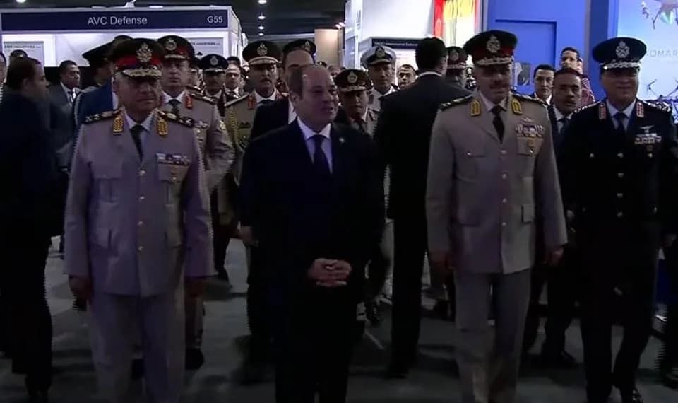 Al-Sissi inaugure le premier Salon international de l'aviation et de l'espace