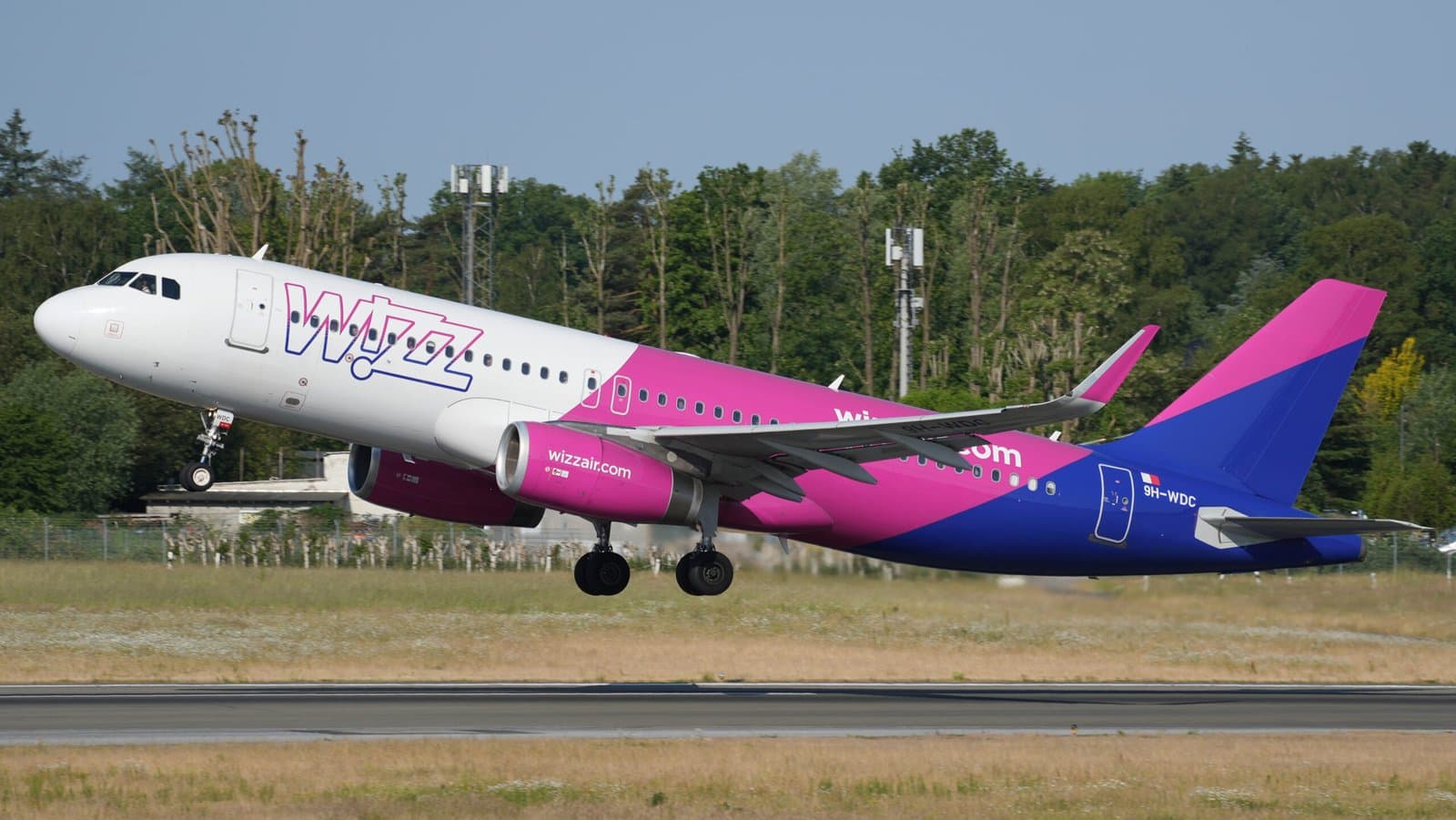 Wizz Air lance des vols long-courriers malgré sa réputation
