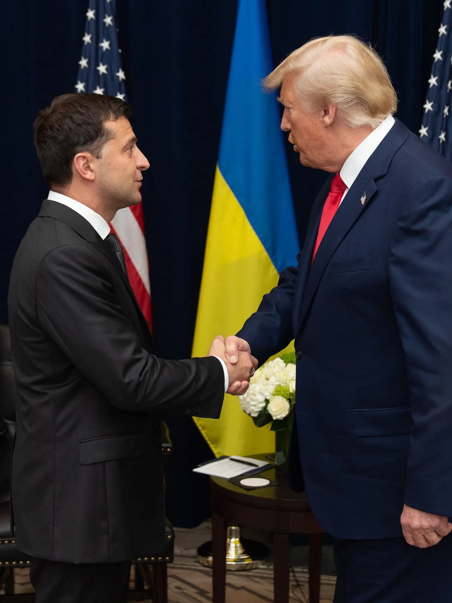 Zelensky prolonge sa visite aux États-Unis pour rencontrer Trump