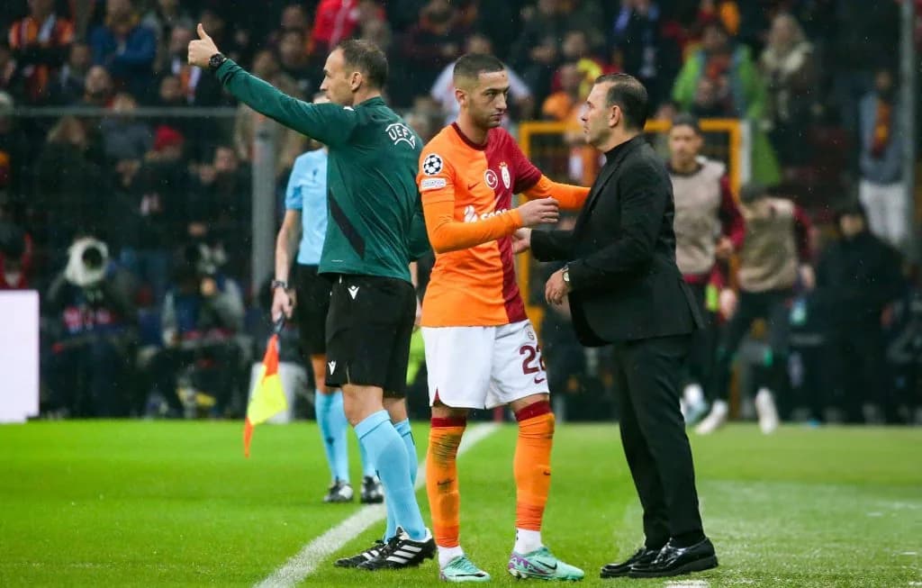 Hakim Ziyech : Un atout précieux pour Galatasaray, selon Okan Buruk