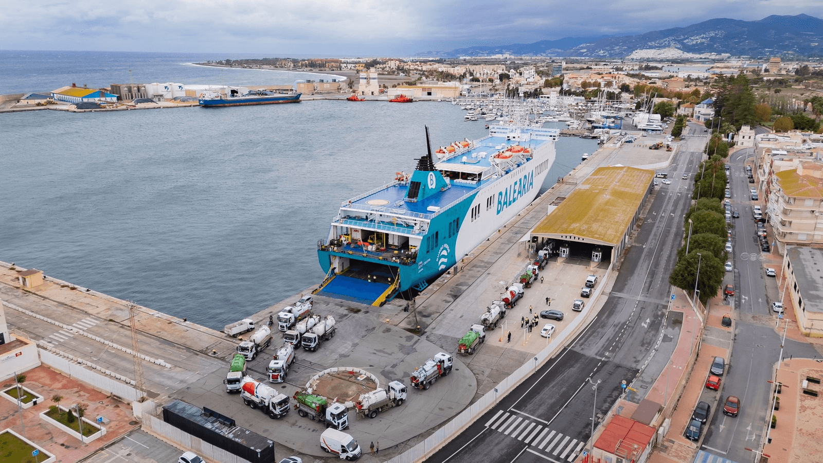 Le Maroc Envoie des Aides d'Urgence à l’Espagne Après les Inondations Dévastatrices