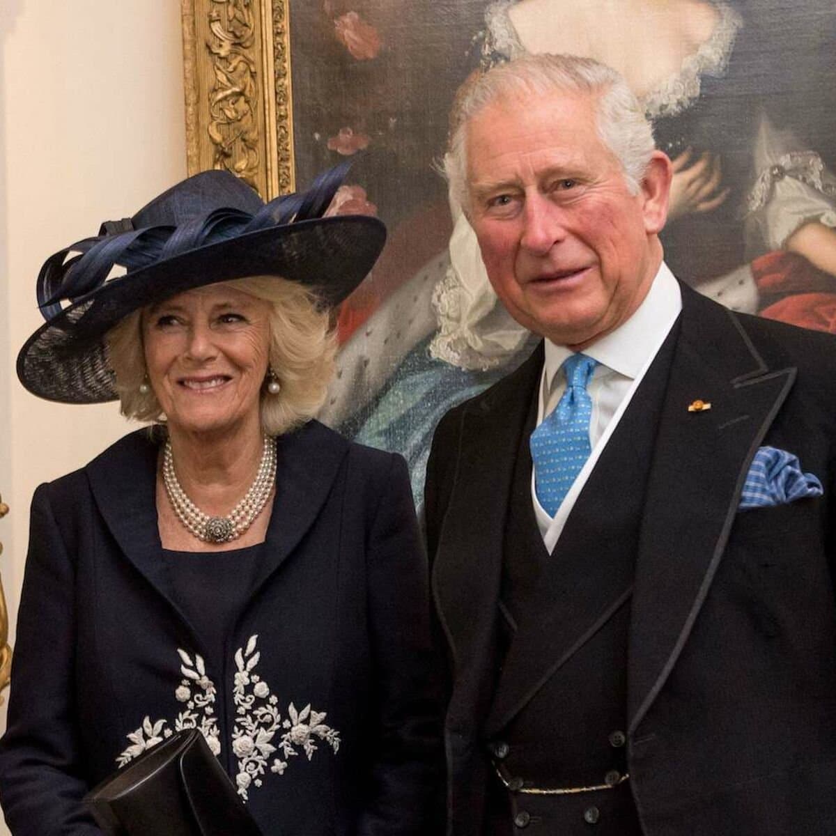 SM le Roi adresse un message de compassion à la Reine Camilla