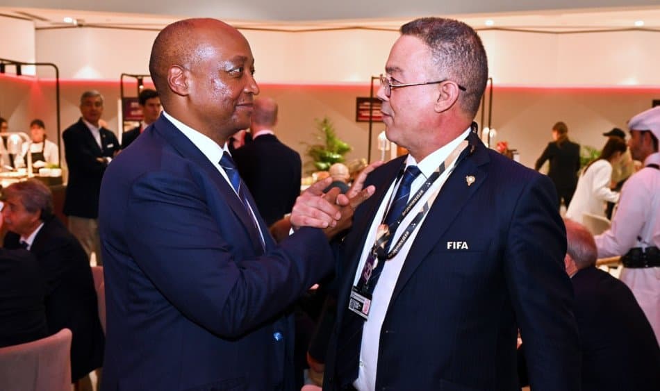 Motsepe Félicite le Maroc pour l’Organisation de la Coupe du Monde 2030