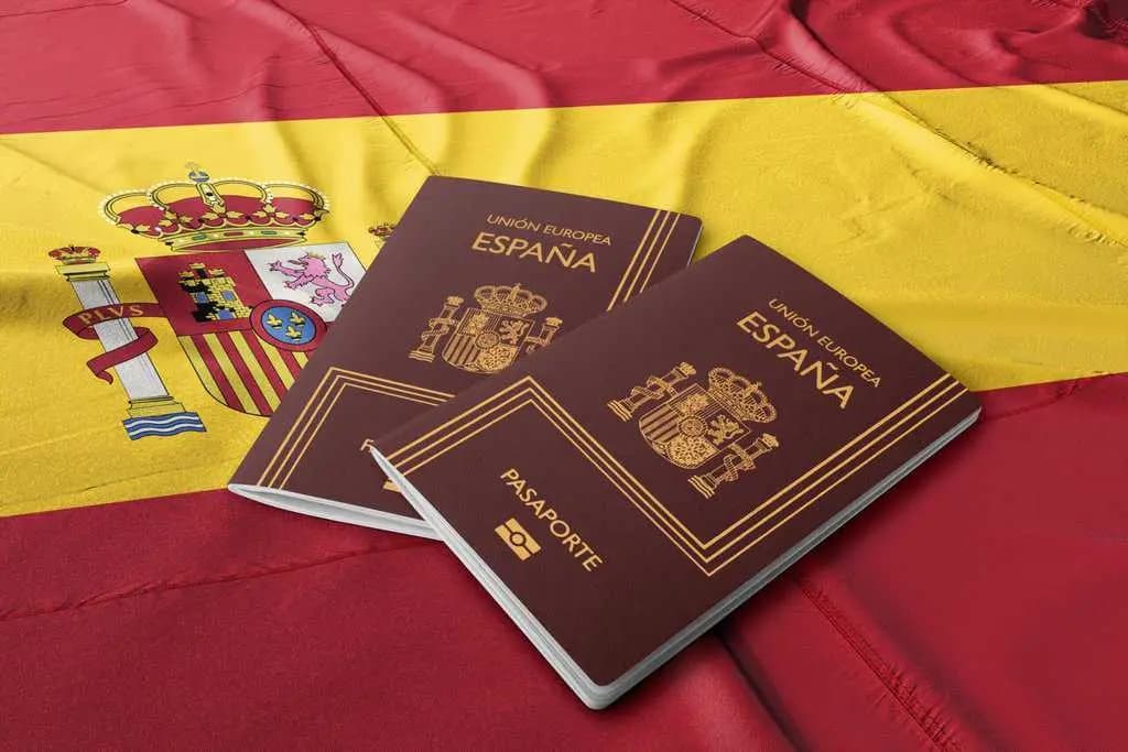 Les Marocains en tête des naturalisations en Espagne en 2024