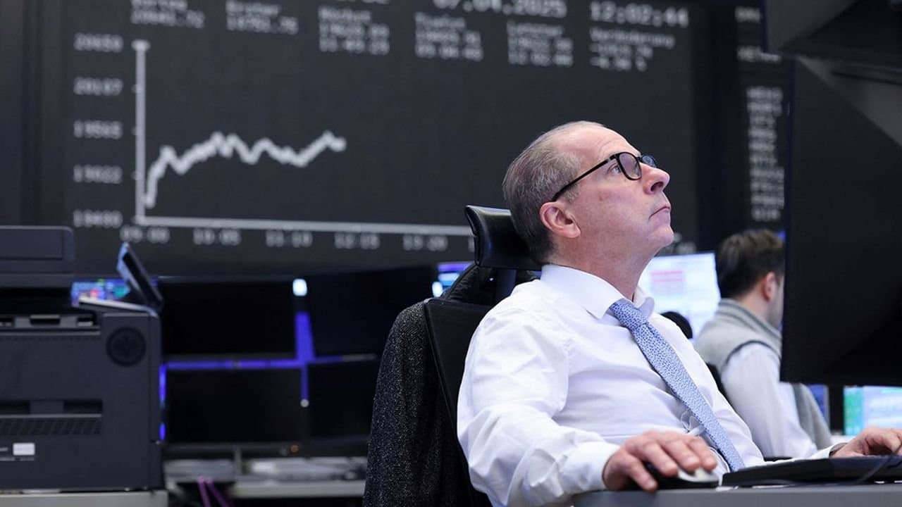 Léger rebond des Bourses européennes avant des indicateurs clés