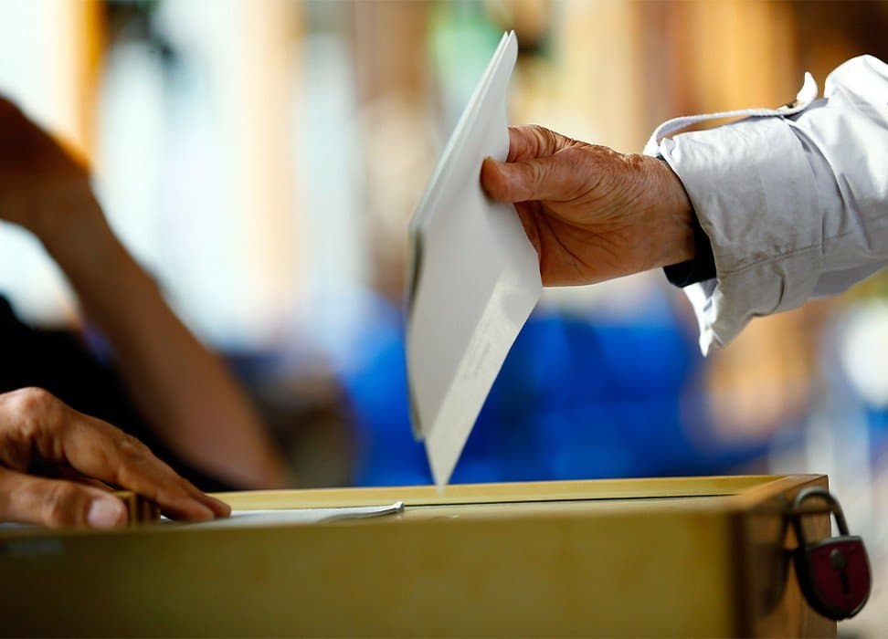 Confiance électorale: vers une nouvelle ère politique en 2026