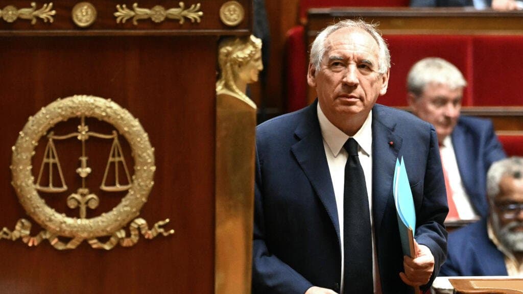 Vote de confiance décisif pour le gouvernement Bayrou