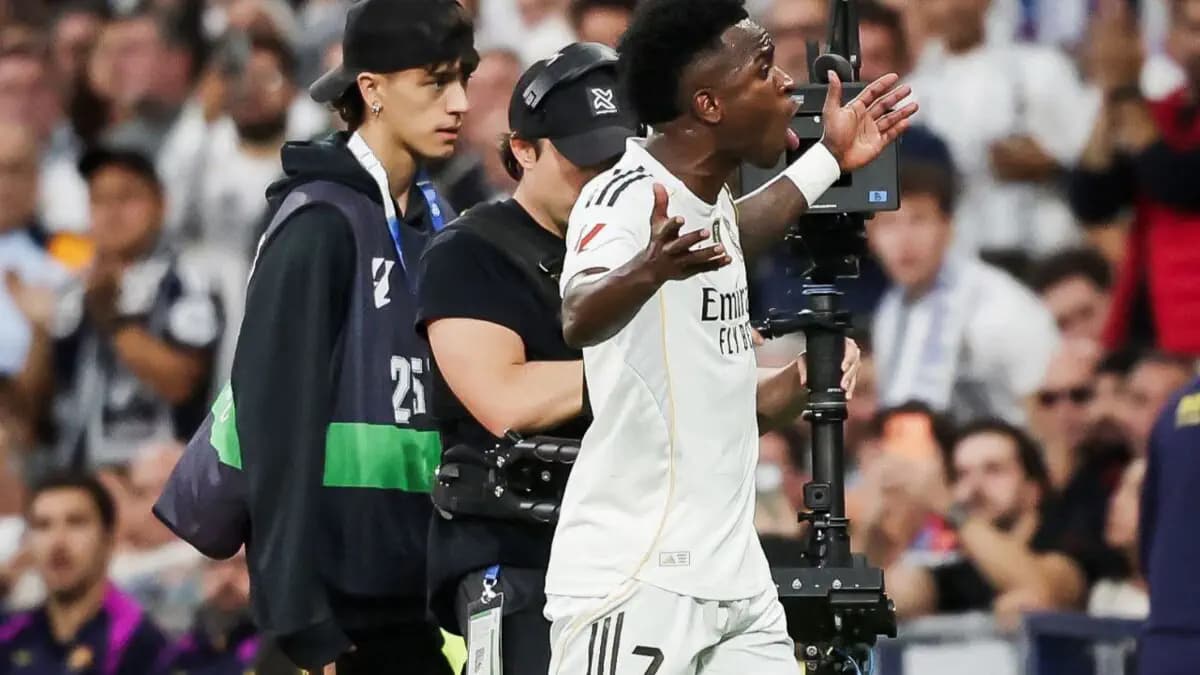 Vinicius Jr en colère après son remplacement au Real Madrid