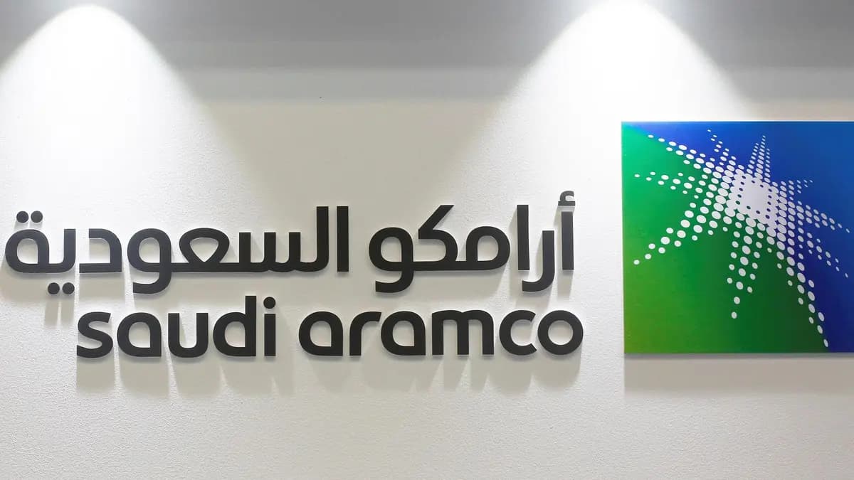 Site stratégique visé, Riyad en alerte