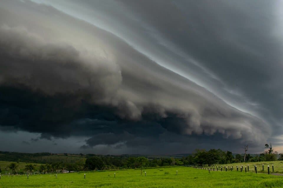Intempéries: Orages et grêle annoncés