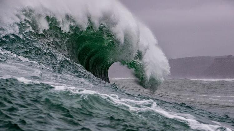 Japon: Alerte au tsunami après un puissant séisme