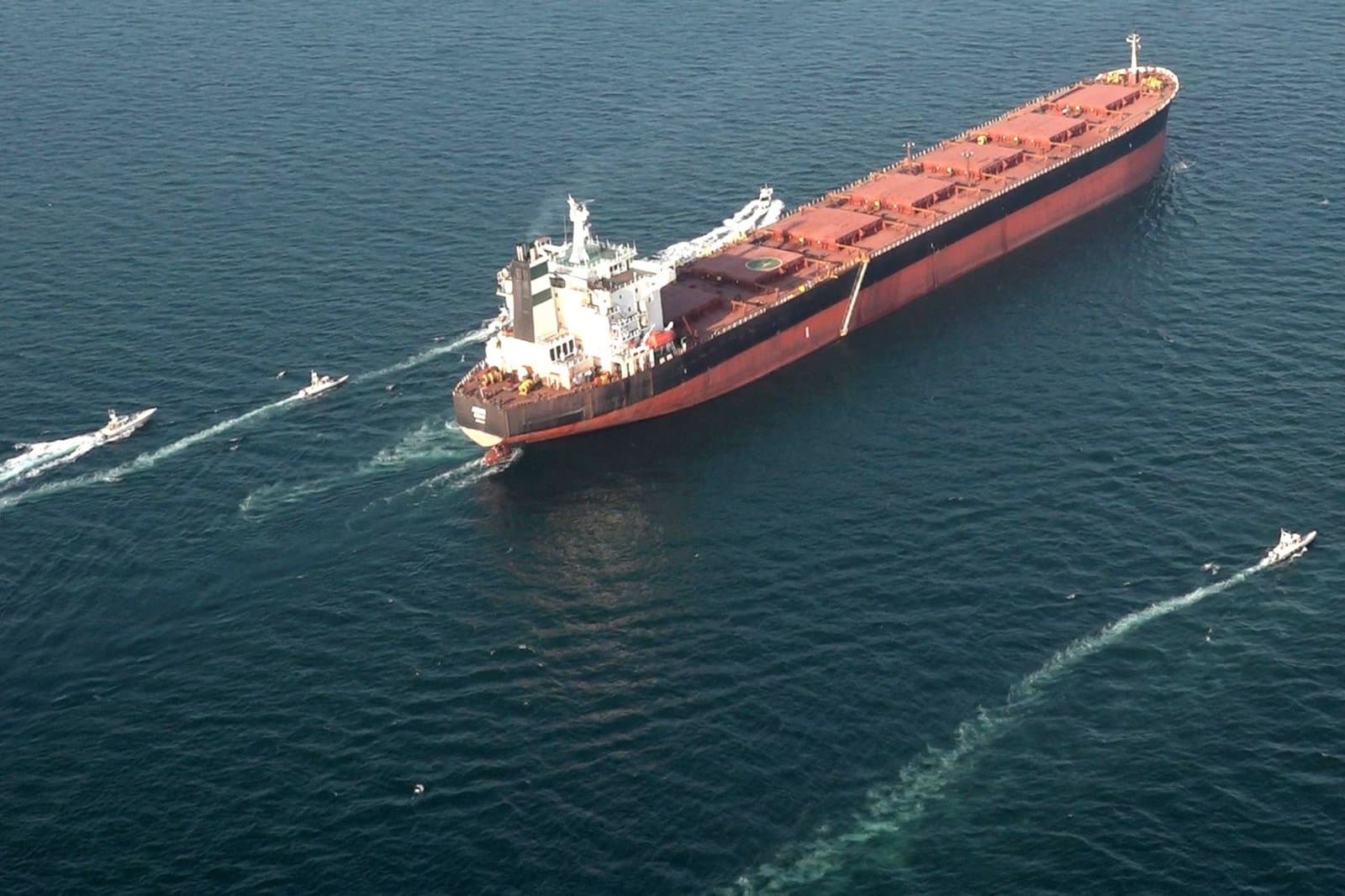 Iran: Premiers revenus des droits de passage à Ormuz
