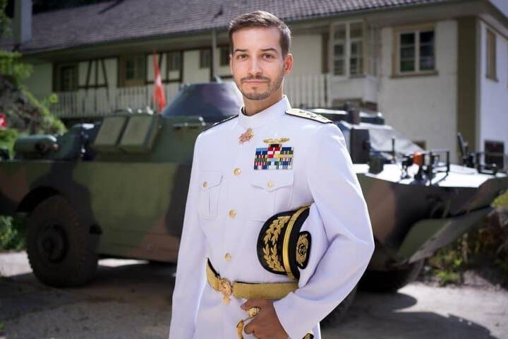 Le “roi de Suisse” inquiète avec ses 140 terrains !
