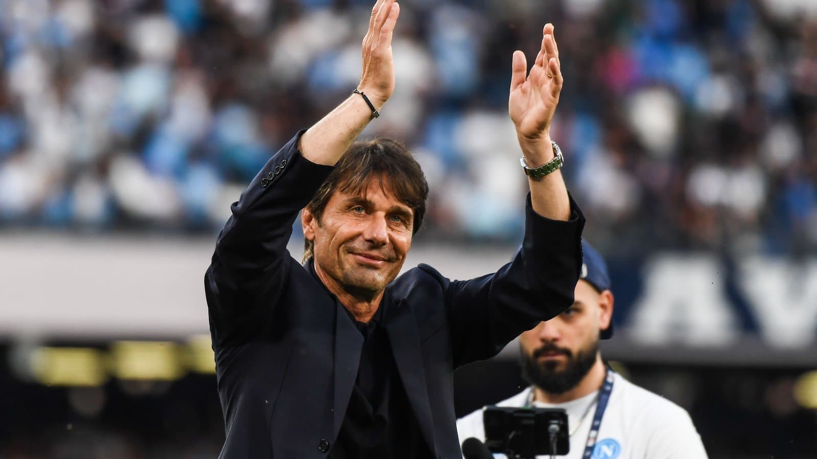Antonio Conte quitte le club de Naples