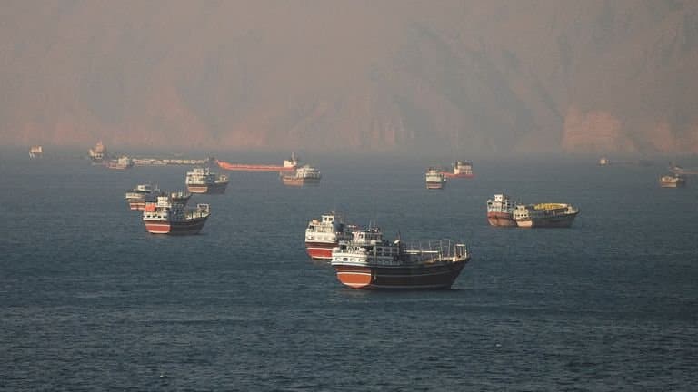 Ormuz: Le trafic maritime reste limité malgré l’accord Iran-USA